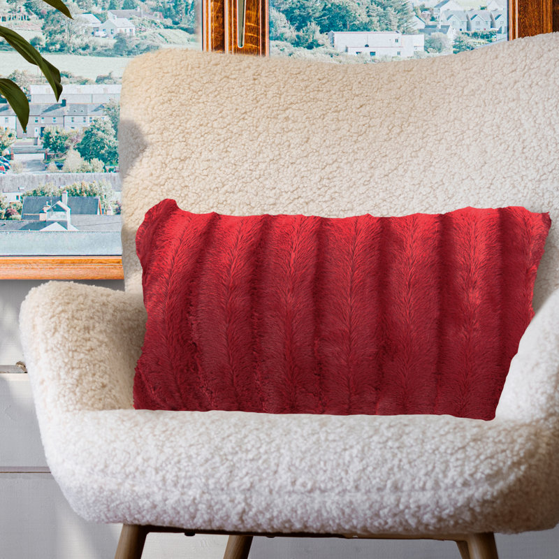 Tsuguko Faux Fur Pillow Cover, Maroon