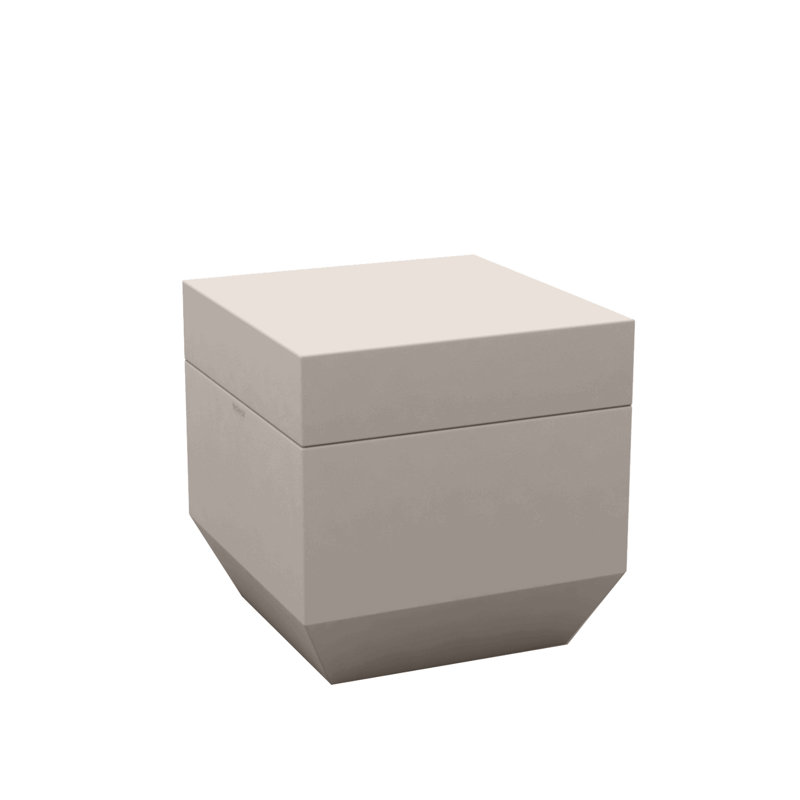 Repose-pieds en résine Vela - 15,75 po x 15,75 po - Basic, Taupe