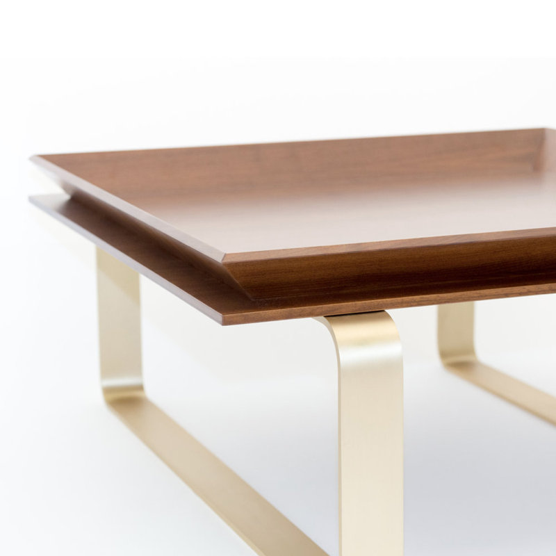 Table basse Le Sled, Laiton poli, Noyer