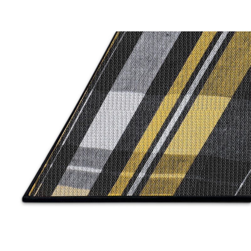 Tapis noir/jaune à motifs, Rectangle 2 pi x 5 pi