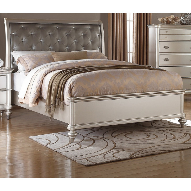 Tête de lit luxueuse en similicuir argenté avec tête de lit capitonnée 1pc, Grand lit