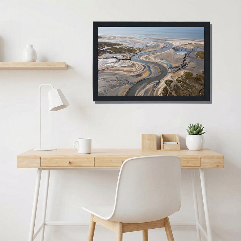 «Winding River Channels Through Sandy Coastal Marshlands», art mural sur toile, H 24 po x l 36 po