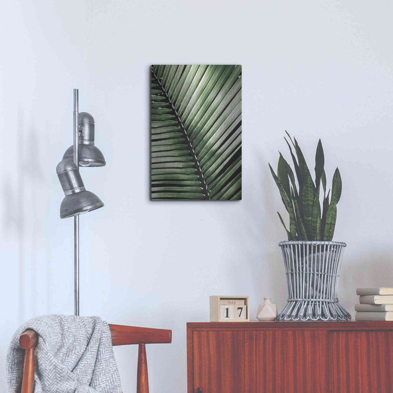 «Palm Frond I Green» par Debra Van Swearingen, H 24 po x l 16 po