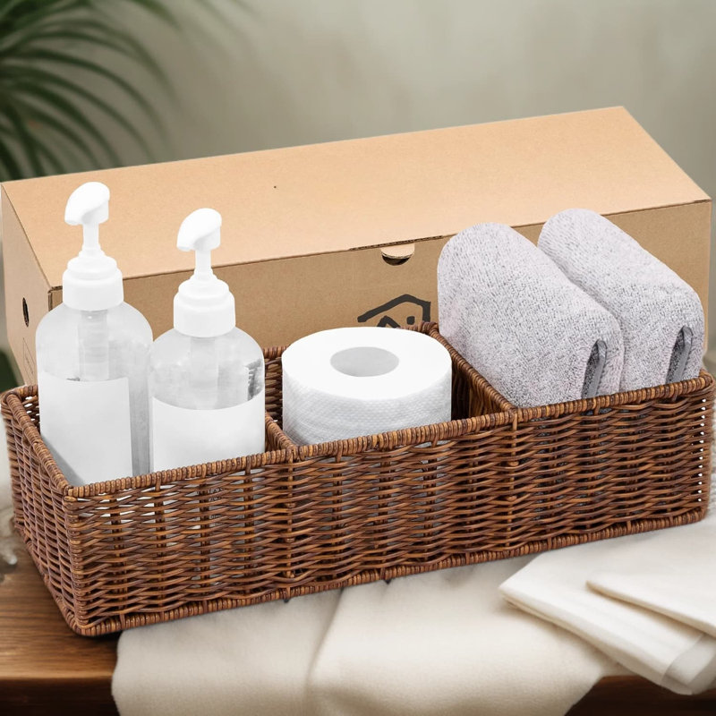 Panier de rangement tissé à 3 compartiments, organisateur de comptoir de salle de bain pour papier hygiénique et articles essentiels, bac en résine tressée à la main résistant à l'eau pour l'organisation à la maison