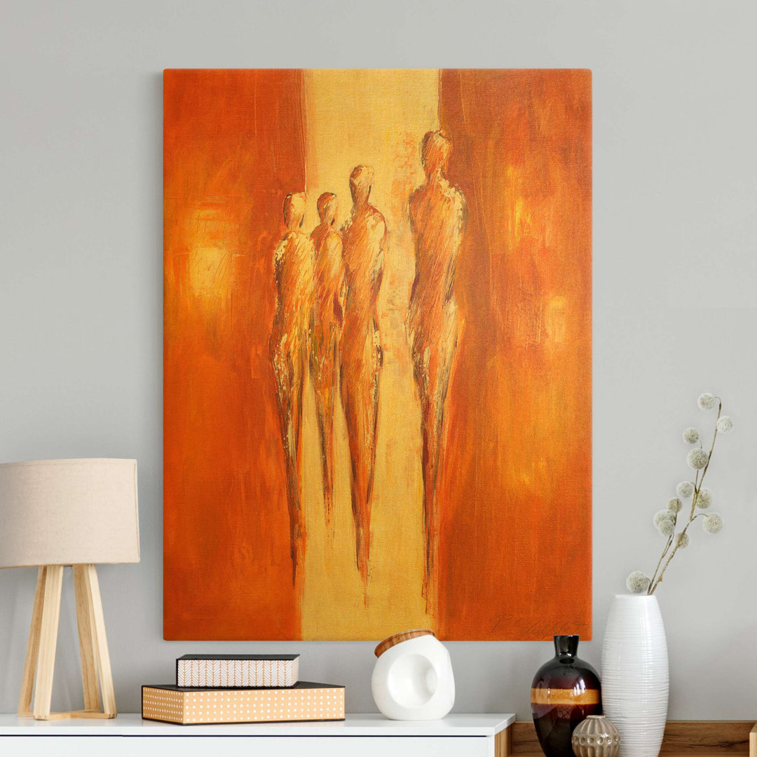 Leinwandbild Vier Figuren in Orange von Petra Schüßler