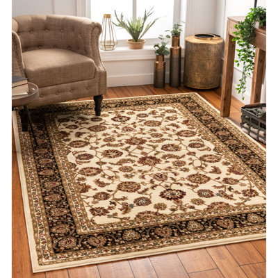 Tapis traditionnel ivoire Zuehlke Sarouk