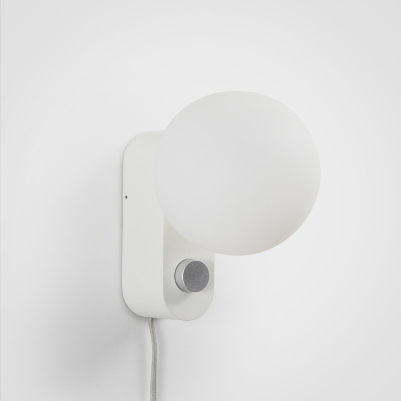 Lampe sphérique 8,6 po Sphere IV, Craie blanche