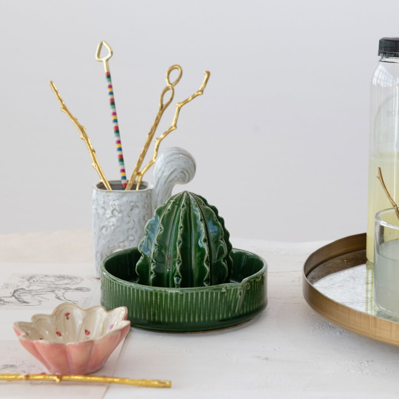 Cactus-Shaped Stoneware Juicer