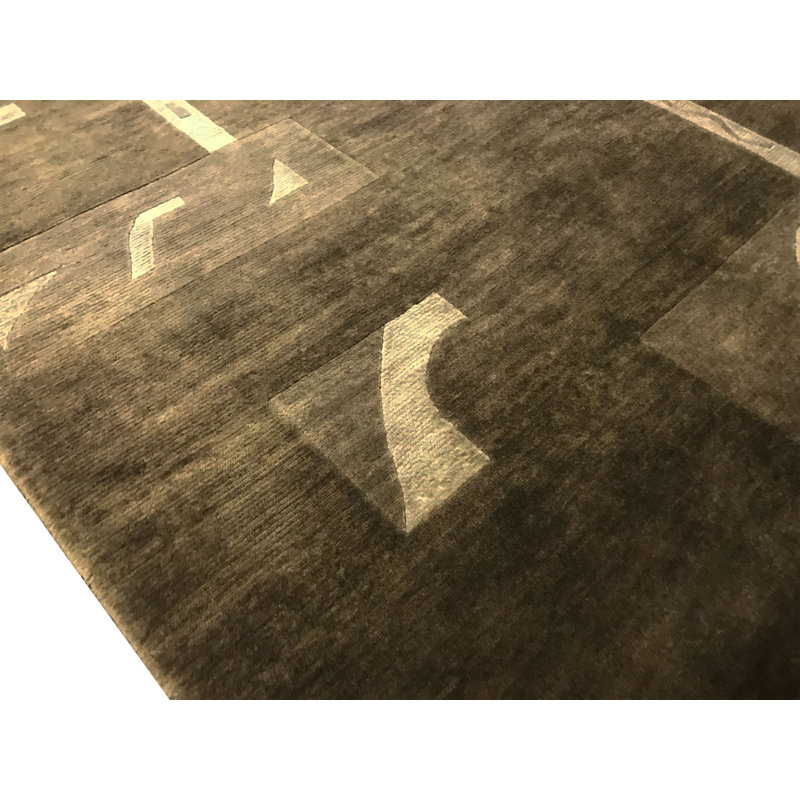 Wool Area Rug in Brown