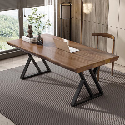 Modern and simple desk