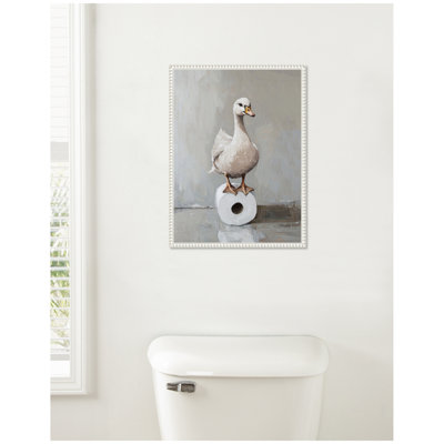 «Goose debout sur un rouleau de papier hygiénique» par The Creative Bunch Studio, reproduction d'art sur toile encadrée