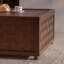 Table basse Farmhouse avec rangement, grande table basse carrée pour le salon, brun