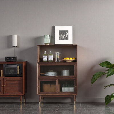 Vitrine minimaliste japonaise moderne