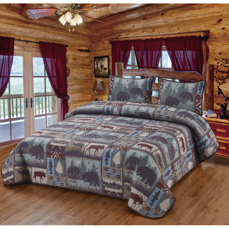 It's a Wildlife Patchwork Woodland Animals Lake Cabin Outdoor Theme Decorative Quilt Bedding Set, King Quilt + 2 King Shams