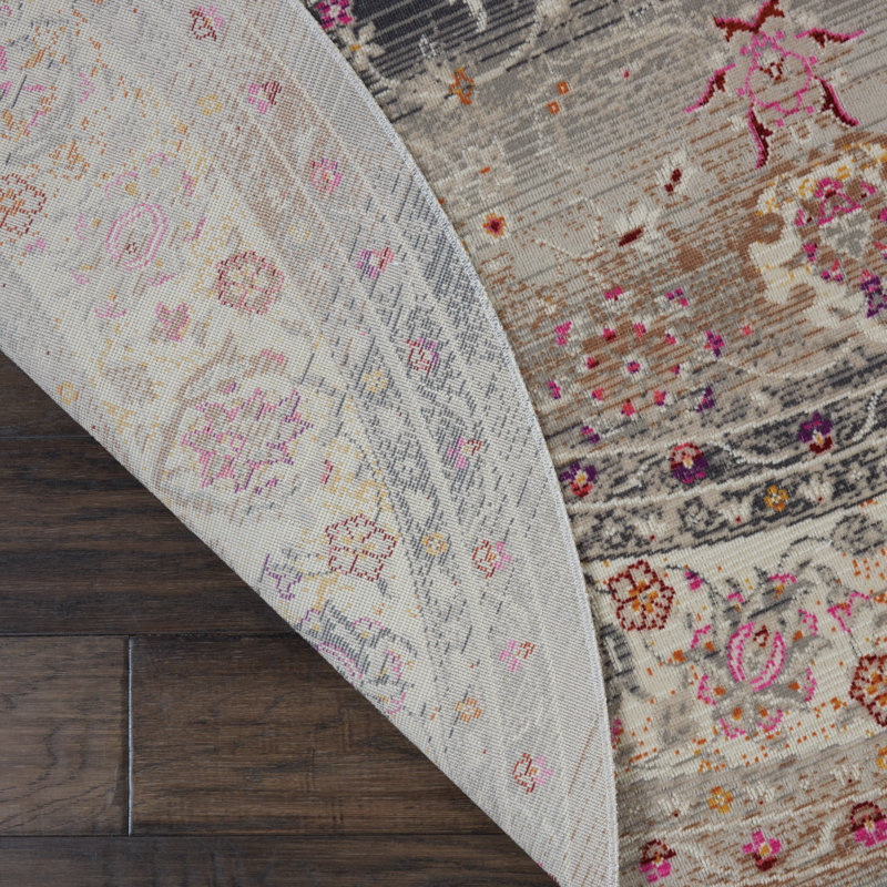 Tapis gris Lowndes, Rond 4 pi