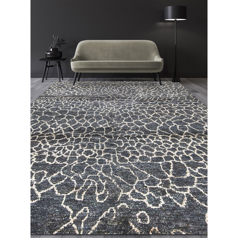 Hand-Knotted High-Quality Charcoal Area Rug