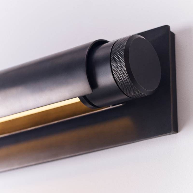 Capa 1 - Light LED Vanity Light, Bronze