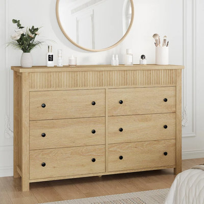 Armoire cannelée à 6 tiroirs en chêne naturel, unité de rangement multifonctionnelle et support multimédia pour le salon, le couloir ou le vestibule
