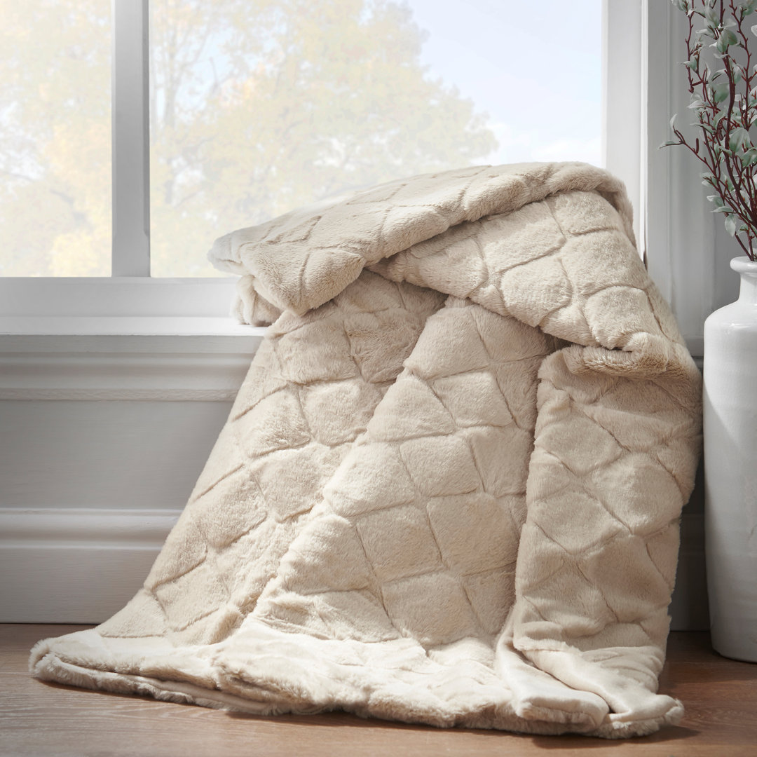 Cosy Diamond Faux Fur Soft 130x170cm Blanket Throw