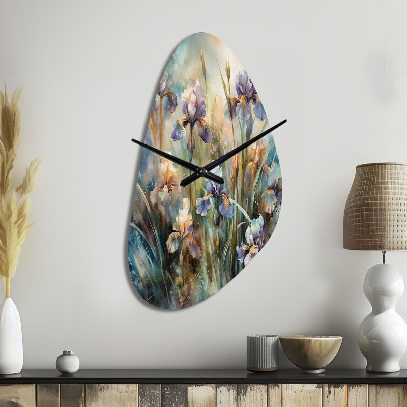Horloge murale mauve, sauvage, sauvage, Iri S I - Irises, Médium
