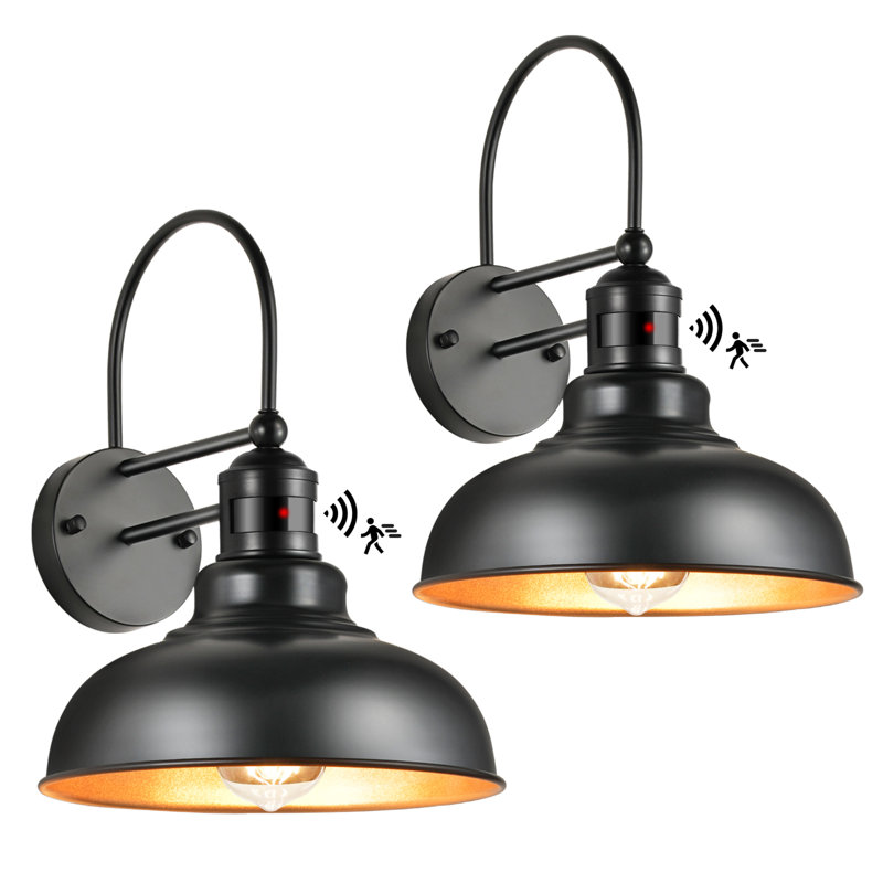 Kahoka Iron Wall Light, Black/Gold