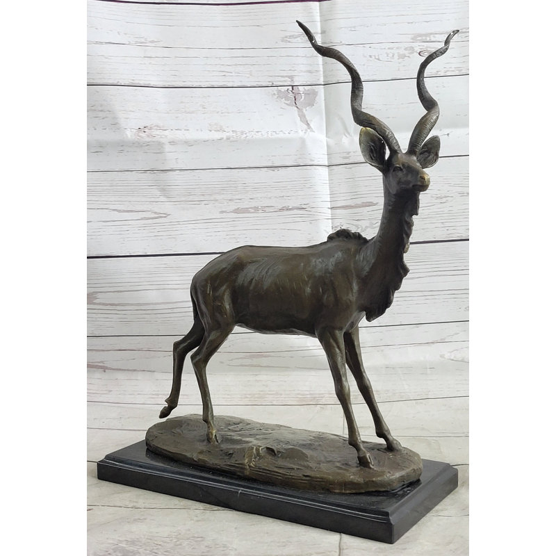 Figurines et sculptures Kajuana