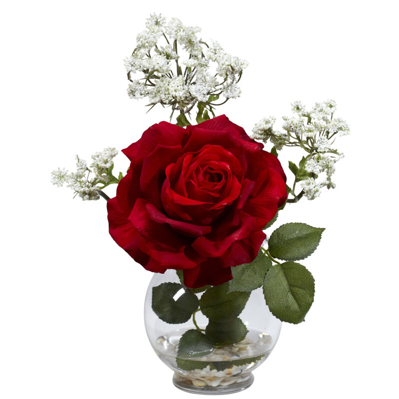 Pièce maîtresse de roses en vase