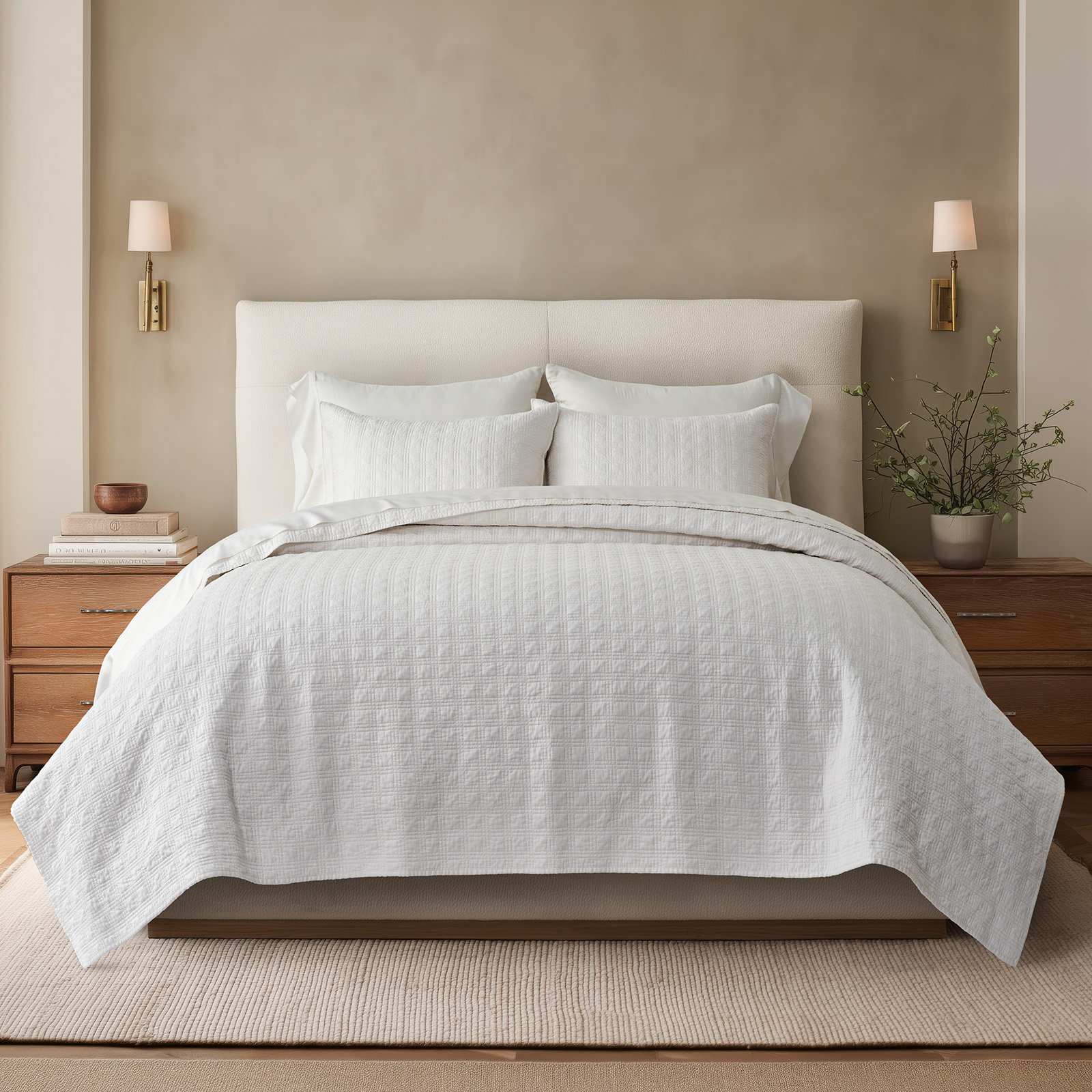 Cotton Sateen Quilt Set, Queen Quilt + 2 Queen Shams, Bright White