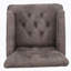 Fauteuil club polyvalent et capitonné pour des espaces de vie élégants-548279035