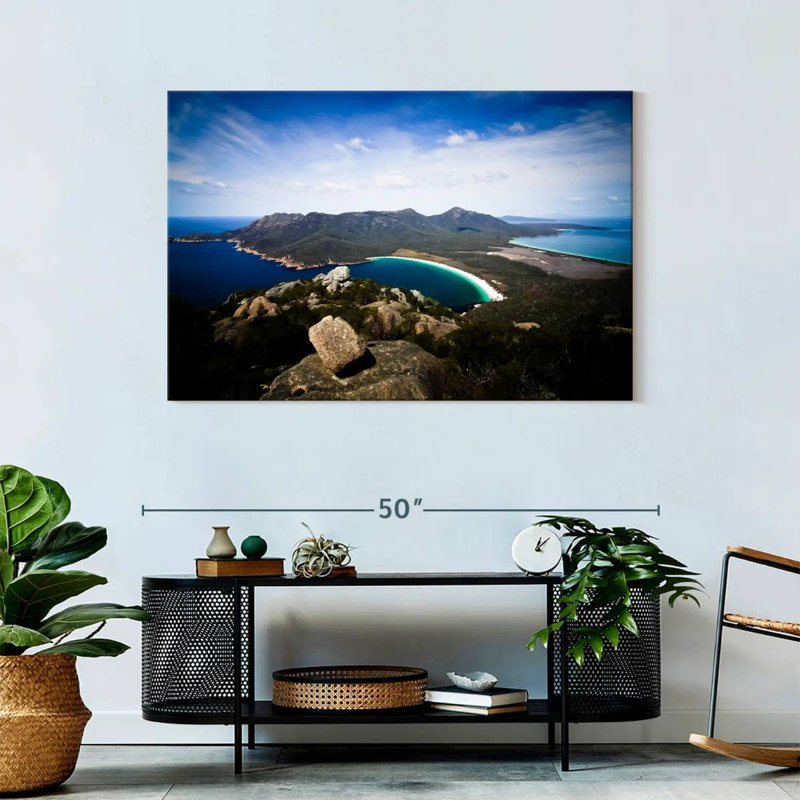 Gillard Coastal Wine Glass Bay, H 30 po x l 45 po
