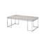 Table basse moderne et moderne avec structure en chrome et plateau en chêne naturel pour un décor de salon élégant