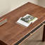 Bureau minimaliste à pieds hauts de style italien-219435917