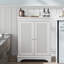 Armoire de rangement élégante en rotin pour salle de bain à deux portes avec cloison réglable pour une utilisation multifonctionnelle dans le salon, la cuisine et la salle de bain, blanc