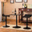 Table de bar carrée en métal noir et 2 tabourets pivotants ajustables en similicuir pour intérieur de bureau