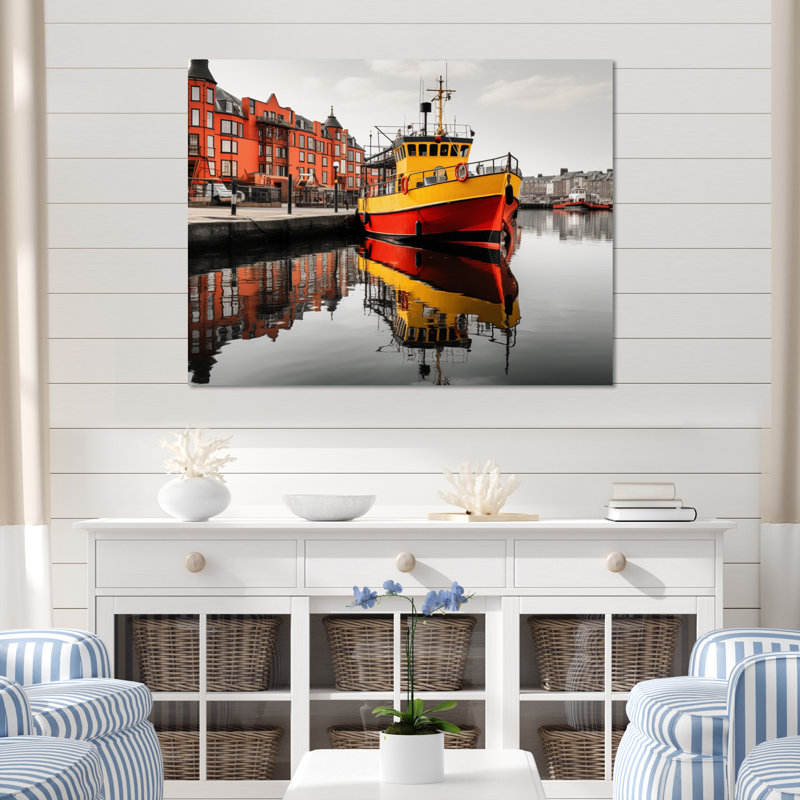 Port Quayside Contrast I sur toile, H 30 po x l 40 po, Encadrement doré