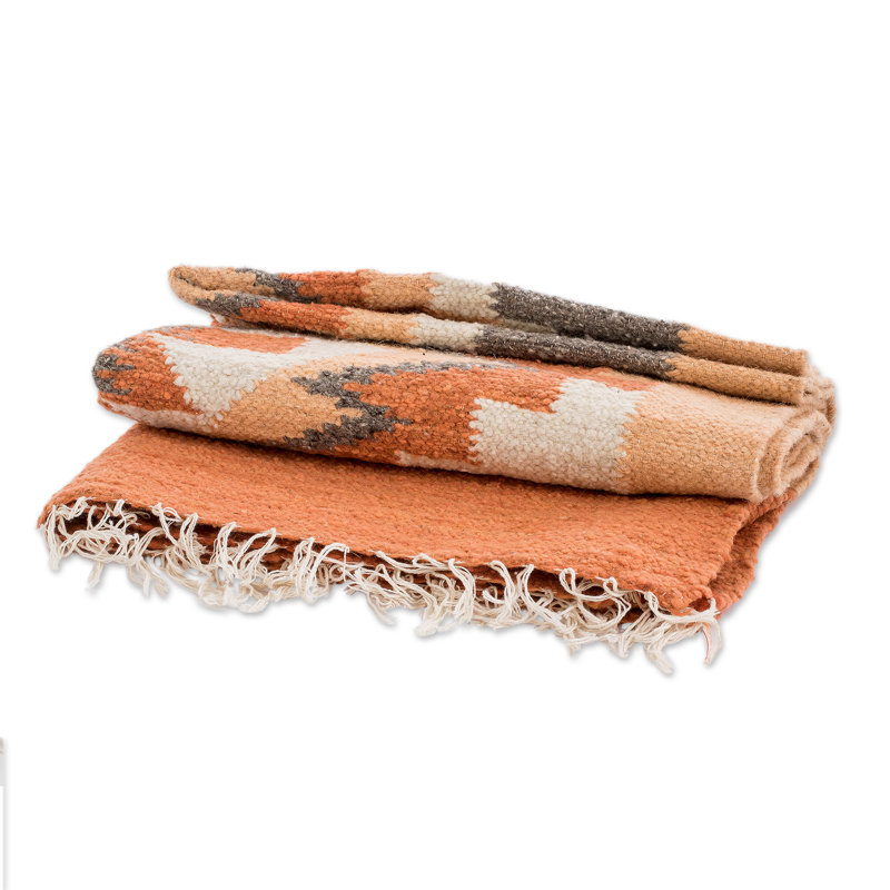 Tapis tissé à la main à motif de diamants célestes Foundry Select (2,5 x 4,5)