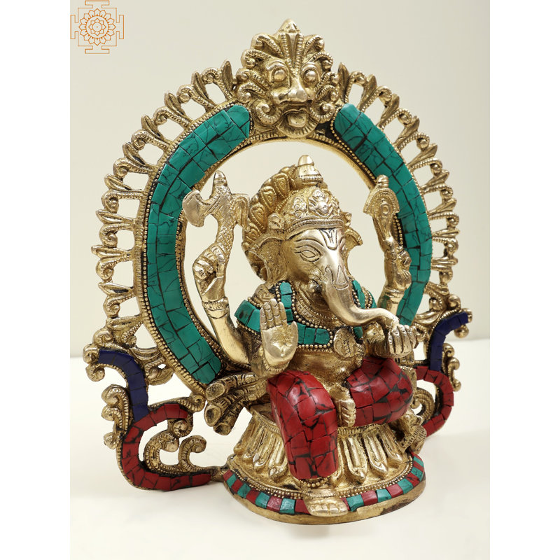 Sanctuaire Ganesha richement incrusté