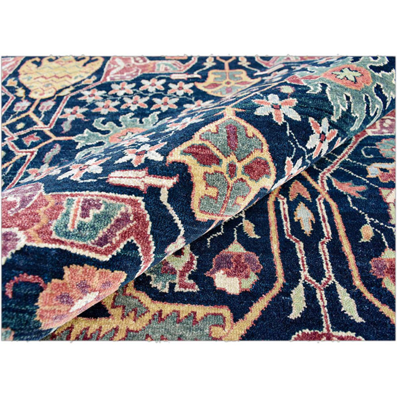 Elegant Wool Oriental Area Rug, Rectangle 2' x 3'
