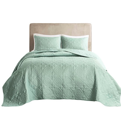 Full/queen 3 Piece Bedspread - Filled, Medallion Vintage Style, Oversized For A Classic Draping, Machine Washable, 2 Shams , Funky, Fun Drape,