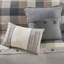 Très grand / très grand lit à chevrons avec motif audacieux et coussins décoratifs Housse de couette confortable-129125084-129125086
