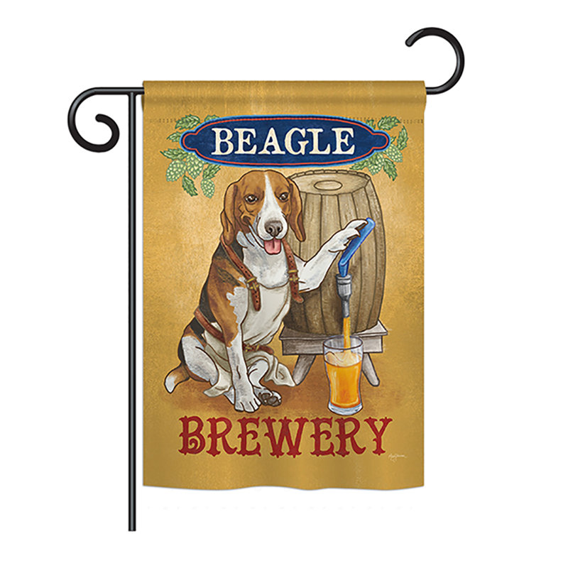 Beagle brasserie nature quotidienne animaux à 2 côtés polyester 18,5 x 13 po drapeau de jardin