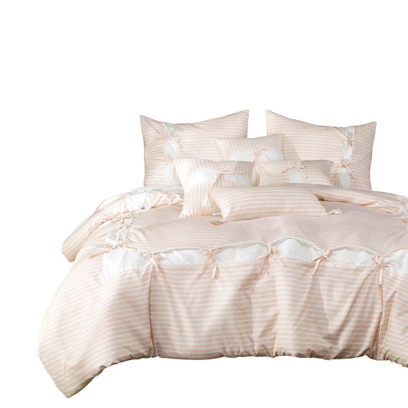 Pirene Channel Striped Comforter, King Comforter + 6 Additional pieces
