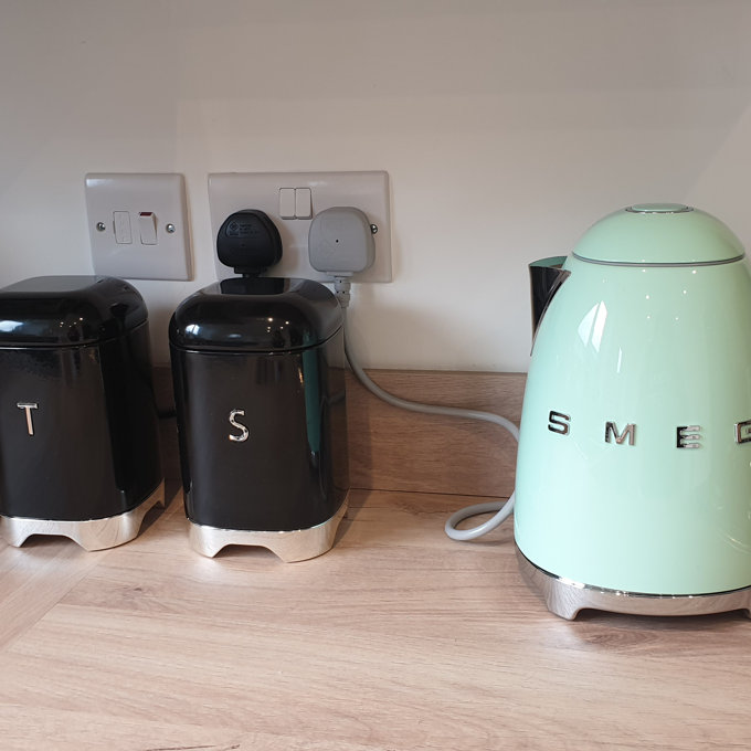 whistling kettle lovello kettle and toaster