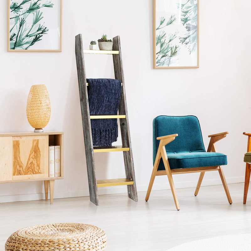 Wall Leaning 4.5 ft Blanket Ladder