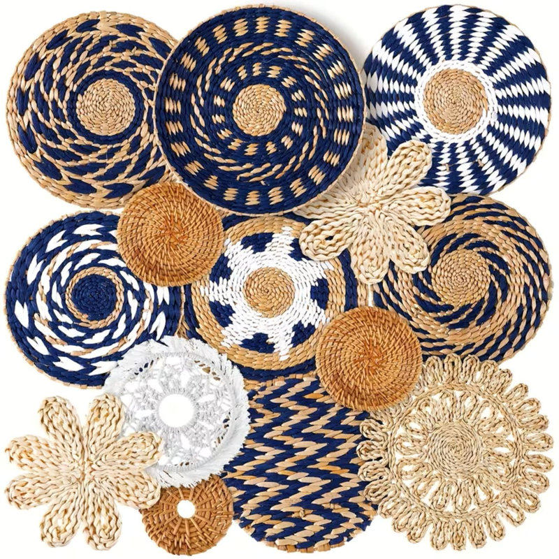 15 pièces Boho Wall Basket Decor Handgread Seagrass Woven Wall Basket rustique tissé rond suspendu pour la maison maison de campagne table de cuisine salon (style classique bleu)