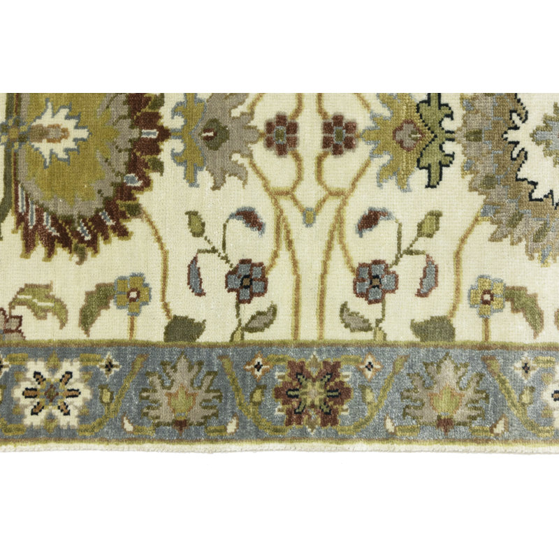 Tapis de couloir crème en laine noué à la main 2 pi 6 po x 7 pi 11 po Floral