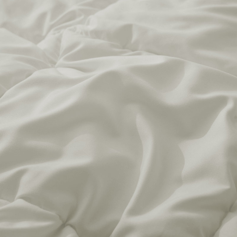Cream King Down Alternative Microfiber Comforter
