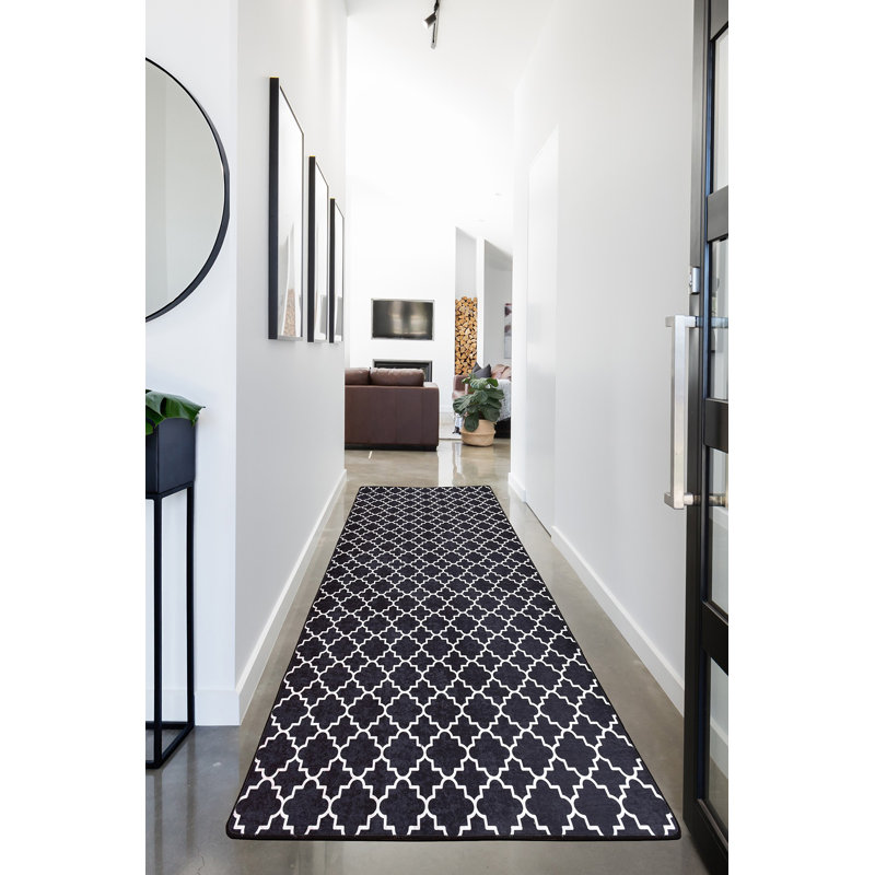 Stylish Hall Carpet (4.9 x 9.8 ft), Black & White, 100% Polyester | Total Thickness: 0.4 in | Antibacterial, Non-Slip Underside, Machine Washable | Perfect for Living Room, Bedroom & Hallway Décor
