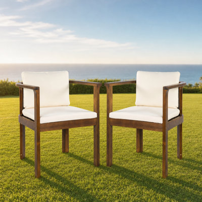 Ensemble de 2 chaises de salle à manger d'extérieur avec accoudoirs ergonomiques incurvés, structure en bois massif durable, coussins de siège et de dossier hydrofuges amovibles, sièges résistants aux intempéries