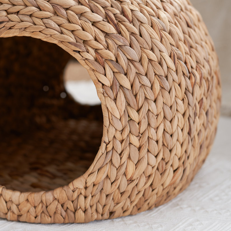 Natural Brown Water Hyacinth Woven Round Cat Bed Cave with Handles